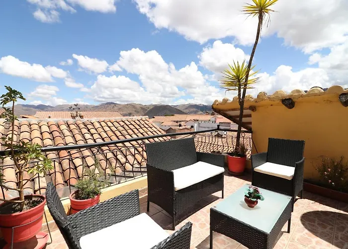 Hotel & Mirador Apus 3*