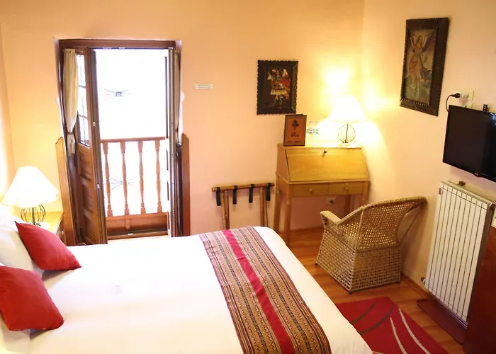 & Mirador Apus Hotel 3*
