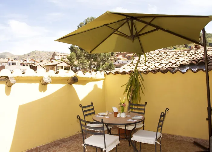 & Mirador Apus Hotel 3*