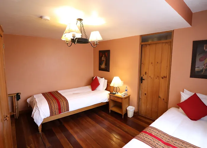 Hotel & Mirador Apus