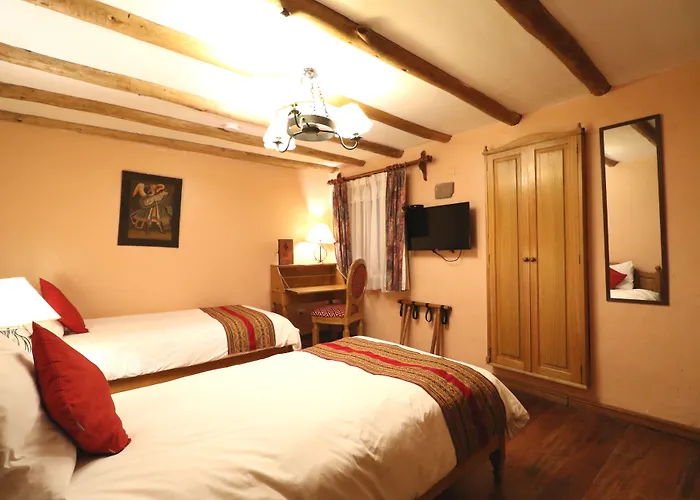 & Mirador Apus Hotel